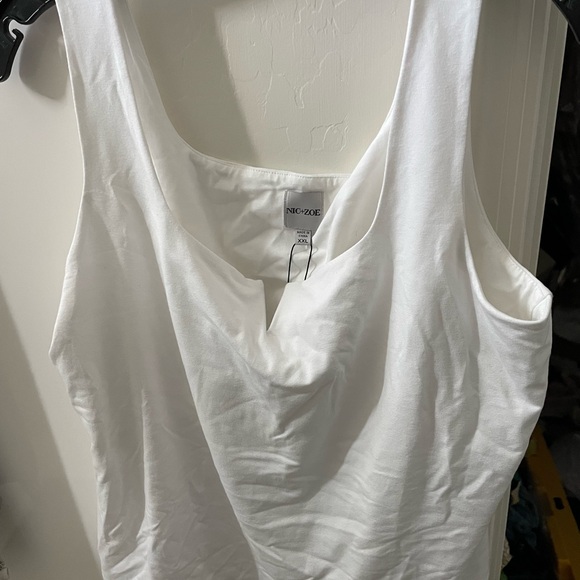 NIC+ZOE Classic White Crop-ish Top - Picture 1 of 6